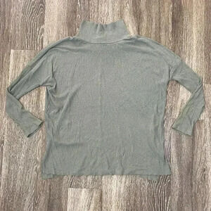 Womens Abound Green Long Sleeve Tunic - M